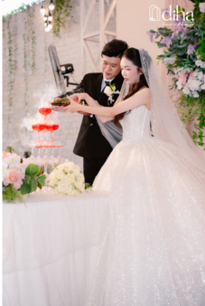 Tiệc cưới sân vườn tại Bình Dương - Nghi thức rót rượu